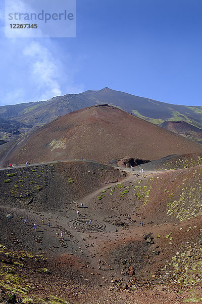 Italien  Sizilien  Ätna  Vulkankrater  Lavafelder