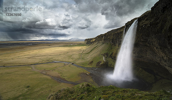 Island  Seljalandsfoss Wasserfall