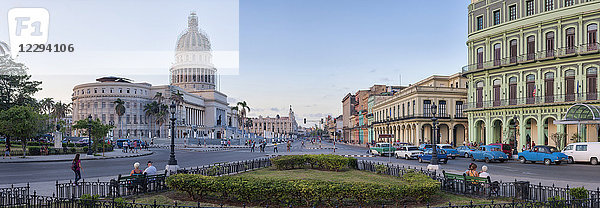 Das Kapitol  Paseo de Marti  Havanna  Kuba