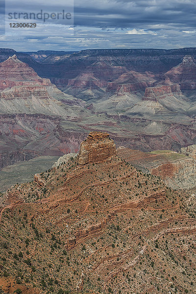 Majestätische Landschaft vom South Rim des Grand Canyon  Arizona  USA  aus gesehen