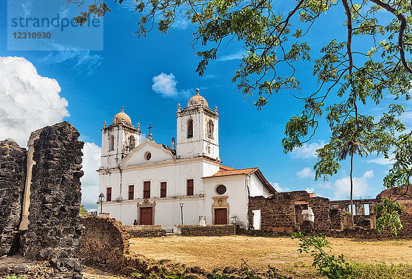 Kirche  Ruinen historischer Gebäude  São Pedro de Alcantara  Maranhao  Brasilien