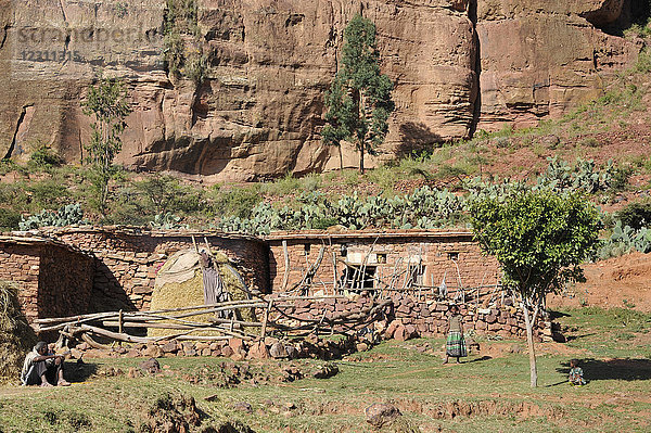 Äthiopien  Region Tigray  traditionelle Steinhäuser