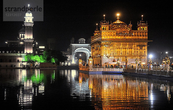 Indien  Penjab  Amritsar  Goldener Tempel der Sikh-Gemeinschaft