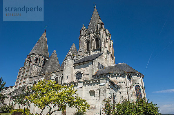 Frankreich  Indre-et-Loire  Königliche Stadt Loches  Kirche Saint Ours (12. Jahrhundert)