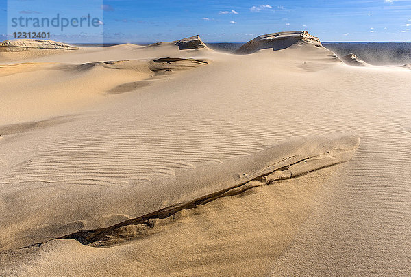 Frankreich  Bucht von Arcachon  natürliche Sandskulpturen auf der Düne von Pilat