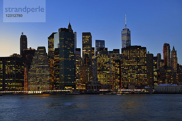 USA  New York  die Stadt im Licht der Wall Street