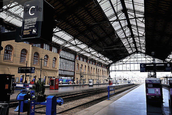 Frankreich  Süd-Ost-Frankreich  Marseille  Bahnhof Saint-Charles