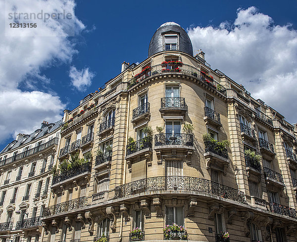 Frankreich  Paris 6. Bezirk  Haussmanianisches Gebäude in der Rue Vavin
