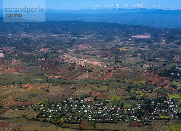 Myanmar  Shan-Staat  Region Heho  Luftaufnahme der Landschaft