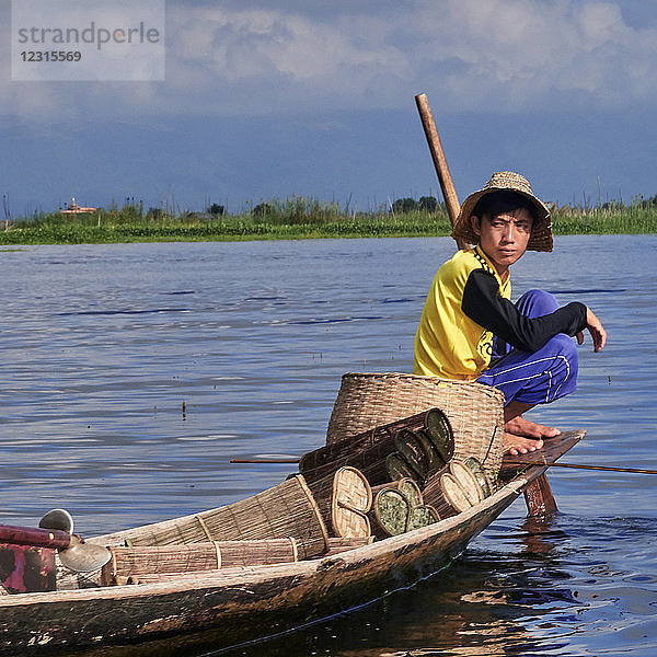 Asie Myanmar Shan-Staaten Inle-See Intha-Fischer; Einbeinruderer;