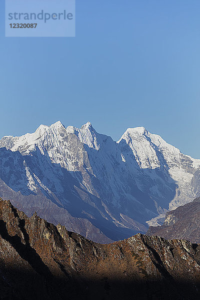 Himalaya-Berglandschaft  Sagarmatha-Nationalpark  UNESCO-Welterbe  Khumbu-Tal  Nepal  Himalaya  Asien