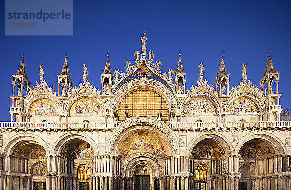 Markusdom  Markusplatz  San Marco  Venedig  UNESCO-Weltkulturerbe  Venetien  Italien  Europa