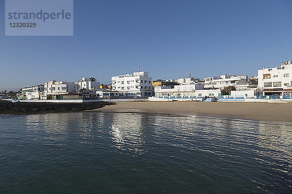 Das Hafenviertel der Altstadt von Corralejo auf der Insel Fuerteventura  Kanarische Inseln  Spanien  Atlantik  Europa