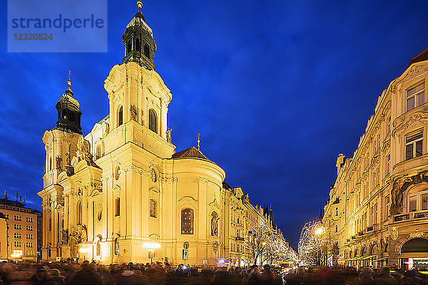 Sankt-Nikolaus-Kirche  Altstädter Ring  UNESCO-Weltkulturerbe  Prag  Tschechische Republik  Europa