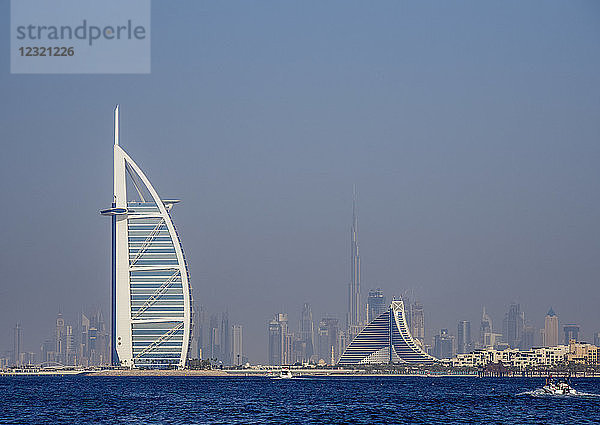 Burj Al Arab und Jumeirah Beach Hotels  Dubai  Vereinigte Arabische Emirate  Naher Osten