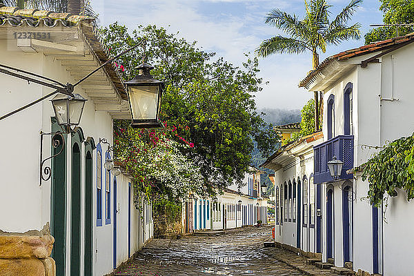 Koloniale Gebäude im historischen Zentrum von Paraty (Parati)  Rio de Janeiro  Brasilien  Südamerika