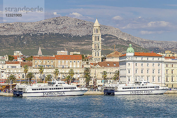 Stadtbild der Altstadt von Split  Kroatien  Europa