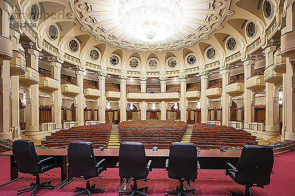 Palast des Parlaments  zweitgrößtes Gebäude der Welt  Theatersaal  Bukarest  Rumänien  Europa