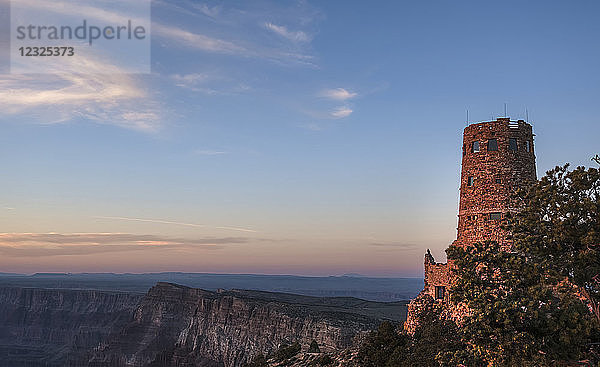 Desert View Watchtower an der Ostseite des Grand Canyon National Park; Arizona  Vereinigte Staaten von Amerika