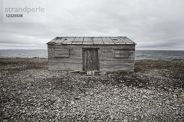 Ein altes Fischerhaus an der Atlantikküste; Bear Cove  Neufundland und Labrador  Kanada