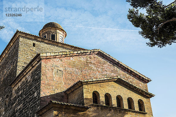 Schichtdächer an der Kirche St. Jaume; Alcudia  Mallorca  Balearen  Spanien
