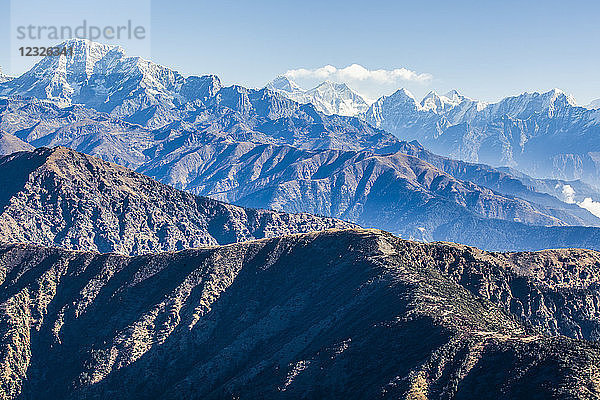 Berge im Himalaya; Nepal