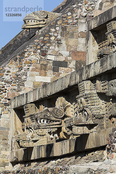 Tempel der Gefiederten Schlange (Quetzacoatl)  Archäologische Zone von Teotihuacan; Bundesstaat Mexiko  Mexiko