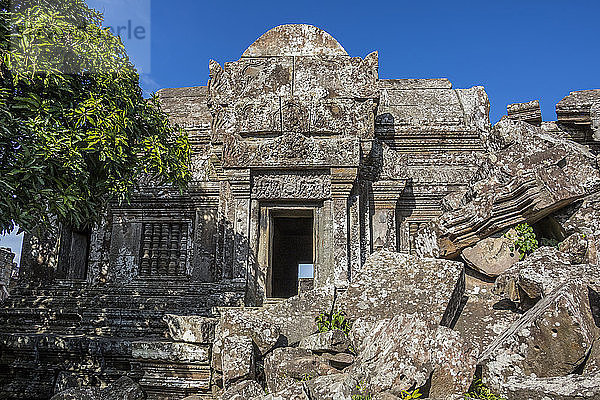 Ruinen des Hauptheiligtums  von Westen von Gopura I aus gesehen  Preah Vihear Tempel; Preah Vihear  Kambodscha