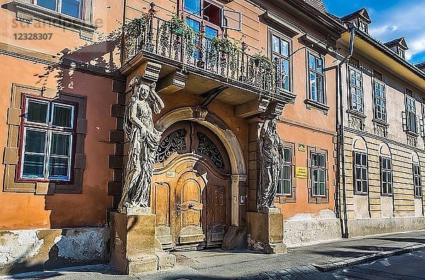 Rumänien  Sibiu Stadt  Straße der Altstadt