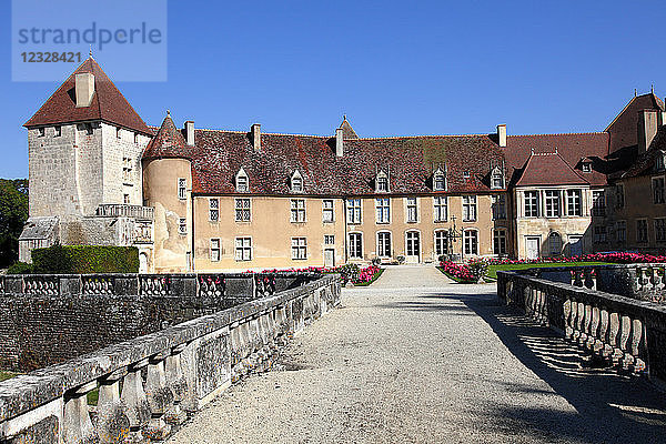 Frankreich  Bourgogne Franche Comte  Cote d'or (21)  Epoisses  Schloss Epoisses