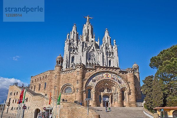 Spanien  Katalonien  Barcelona Stadt  Tibidabo Peak  Herz-Jesu-Kirche