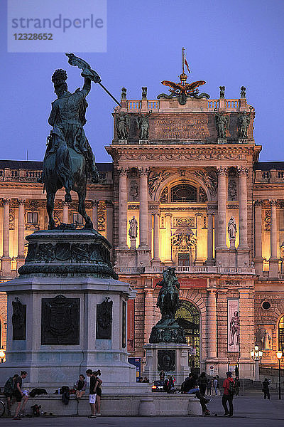 Österreich  Wien  Hofburg  Palast  Neue Burg  Erzherzog Karl  Erzherzog Karl  Statue
