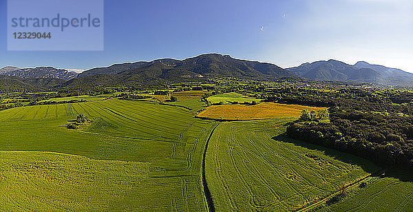 Spanien Berg Montagut bis zu den Pyrenäen