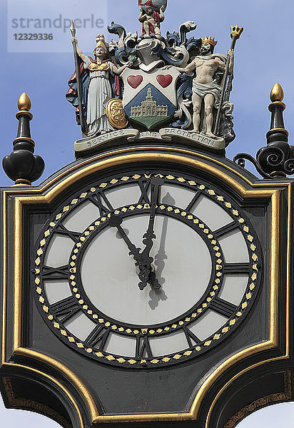 UK  England  London  City  Royal Exchange  Uhr