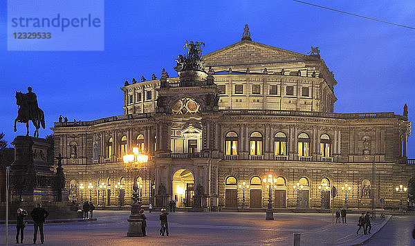 Deutschland  Sachsen  Dresden  Semper-Oper  Oper