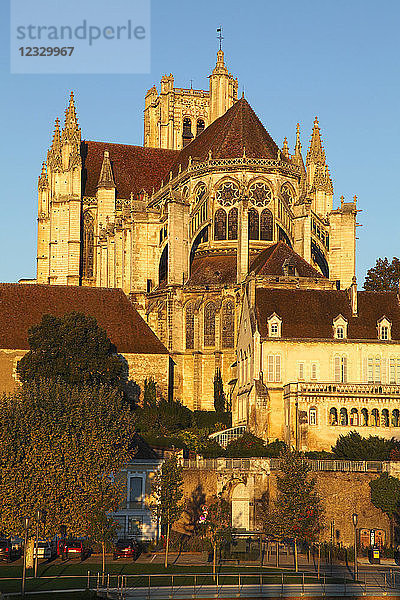 Frankreich  Region Bourgogne Franche Comte (Burgund)  Departement Yonne  Auxerre  Kathedrale Saint Etienne