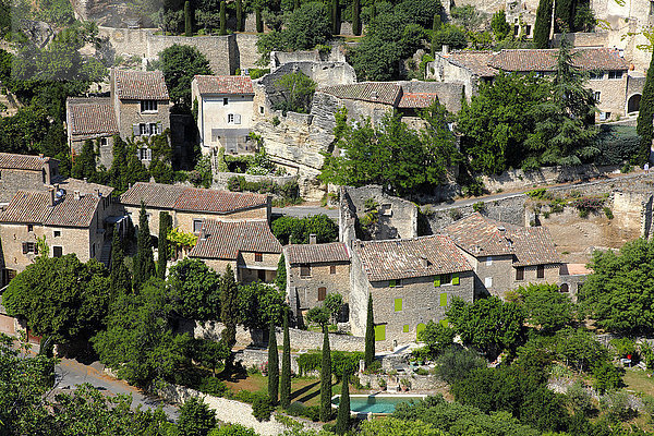 Frankreich  Provence Alpes Cote d'Azur  Departement Vaucluse (84)  Gordes (Die schönsten Dörfer Frankreichs)