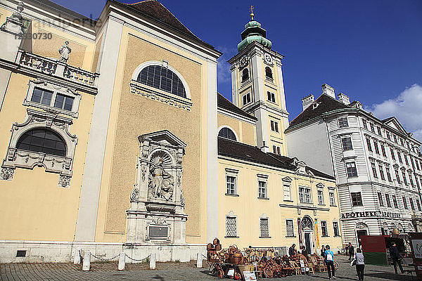 Österreich  Wien  Freyung  Schottische Kirche  Straßenszene  Menschen