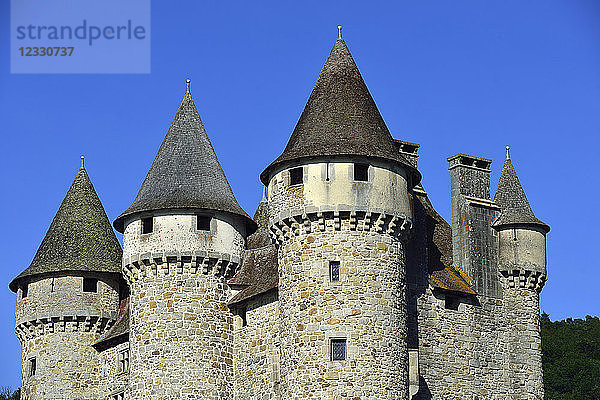 Europa  Frankreich  das Chateau de Val im Cantal. Obligatorischer Kredit: Schloss de Val