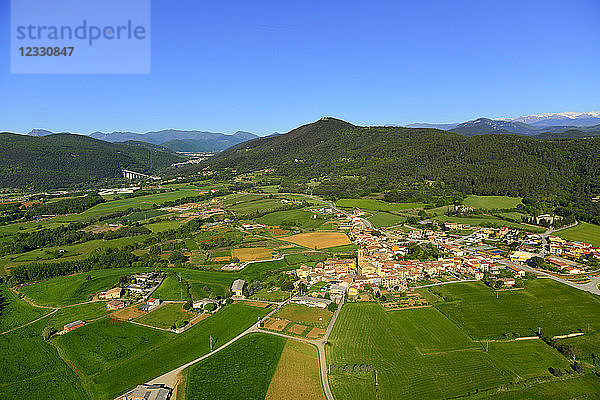 Spanien Berg Montagut bis zu den Pyrenäen