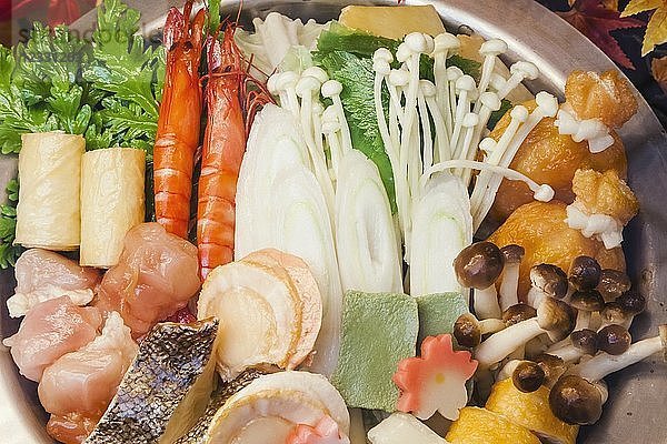 Japan  Hoshu  Tokio  Schaufensterauslage  Meeresfrüchte Nabe (Eintopf)