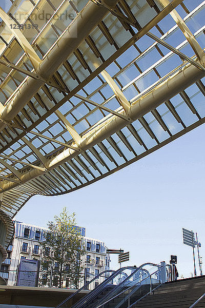 Frankreich  Paris  La Canopee des Halles (das Halles-Dach)  der Eingang. Obligatorischer Kredit: Architekt: Patrick Berger.