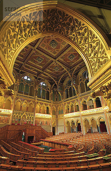 Ungarn  Budapest  Parlament  Orszaghaz  Innenraum  Plenarsaal