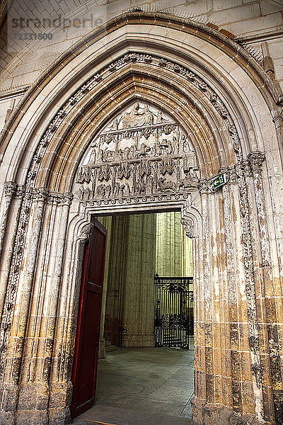 Frankreich  Region Bourgogne Franche Comte (Burgund)  Departement Yonne  Auxerre  Abtei Saint Germain  Abteikirche