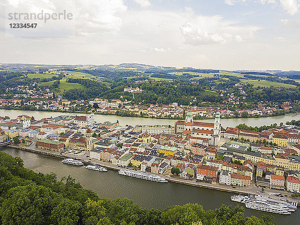 Germany  Bavaria  Passau  city of three rivers  Aerial view of Danube and Inn river