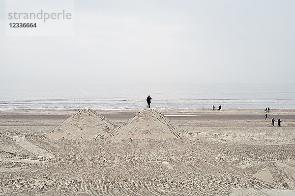 Netherlands  people on the beach