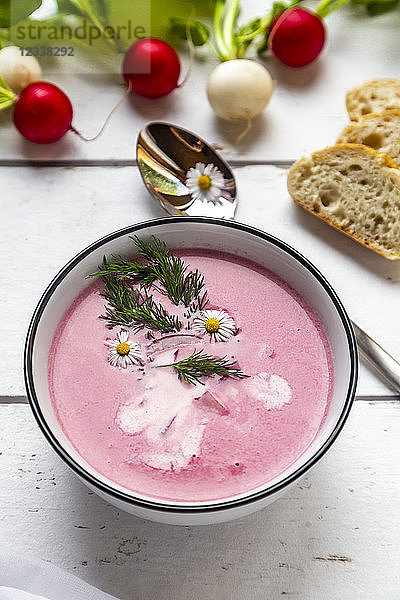 Radish soup with baguette