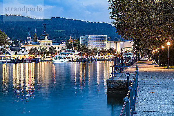 Austria  Vorarlberg  Bregenz  Lake Constance  Harbour  lakeside promenade  Kunsthaus Bregenz in the evening