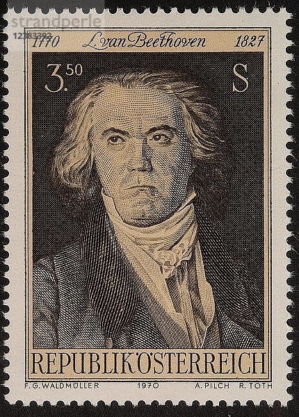 Ludvig van Beethoven  ein deutscher Komponist und Pianist  Porträt auf einer österreichischen Briefmarke