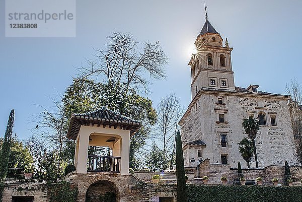 Santa María de la Alhambra  Alhambra  Stadtburg auf dem Sabikah-Hügel  Granada  Andalusien  Spanien  Europa